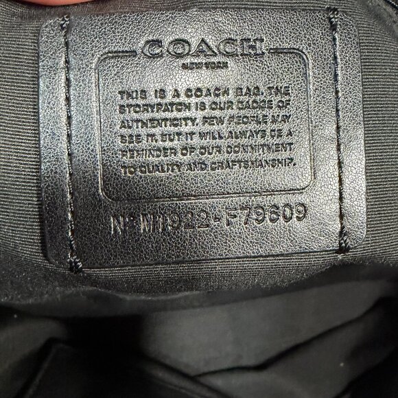 COACH CLASSIC KISSING C'S COATED CANVAS TOTE IN CHOCOLATE BROWN - Picture 4 of 6